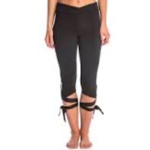 Onzie black dance leggings